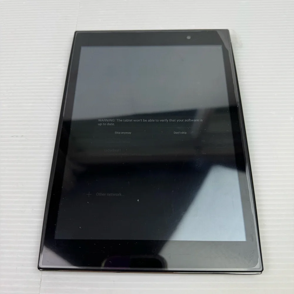 Gigaset Android 8 Inch QV830 8GB Black LCD Tablet With Black Case Tested Working